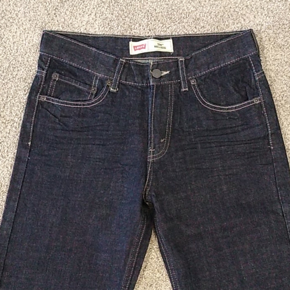 Boys Levi's Jeans - Picture 3 of 8